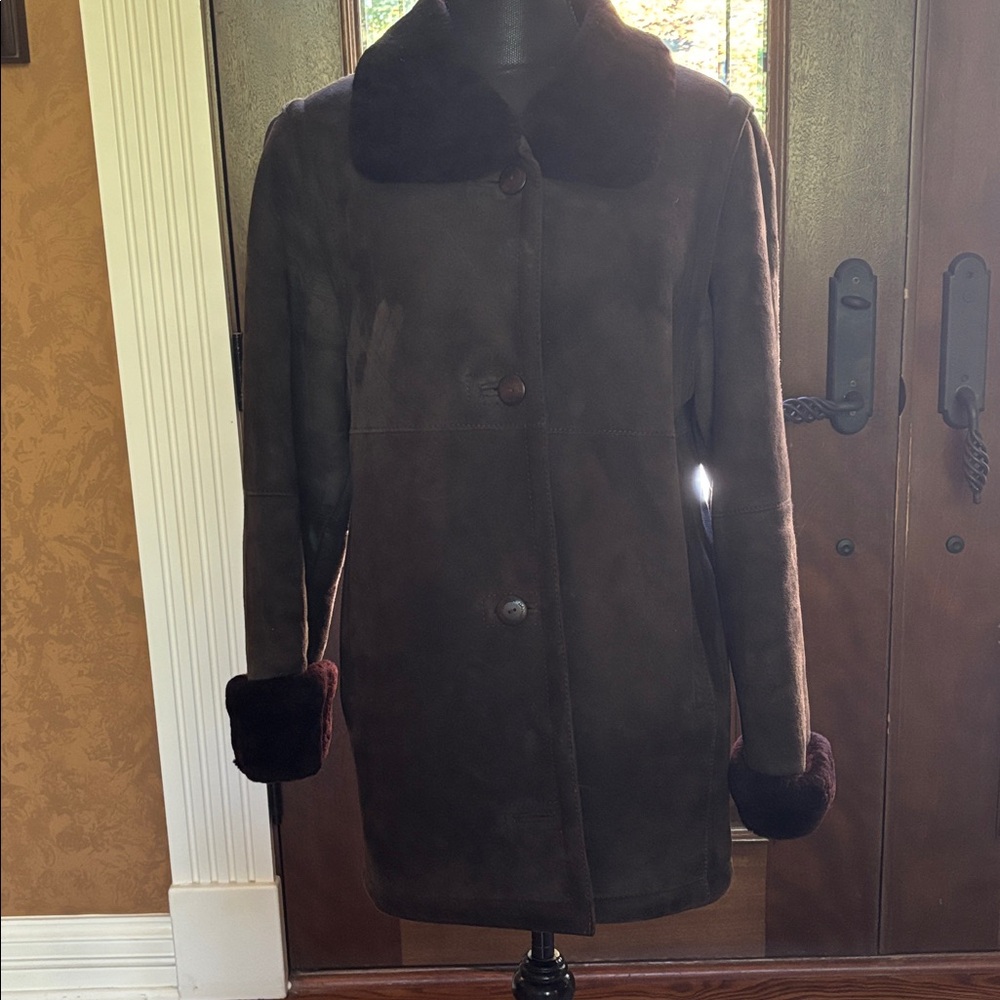 Danier chocolate, brown sheepskin Fur Coat/VEST